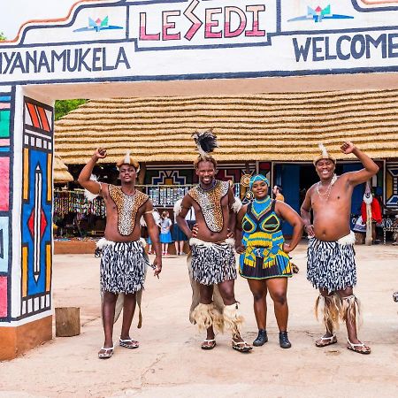 Aha Lesedi African Lodge & Cultural Village Broederstroom Exterior photo