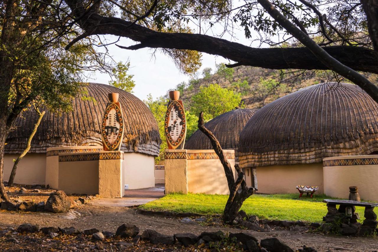 Aha Lesedi African Lodge & Cultural Village Broederstroom Exterior photo
