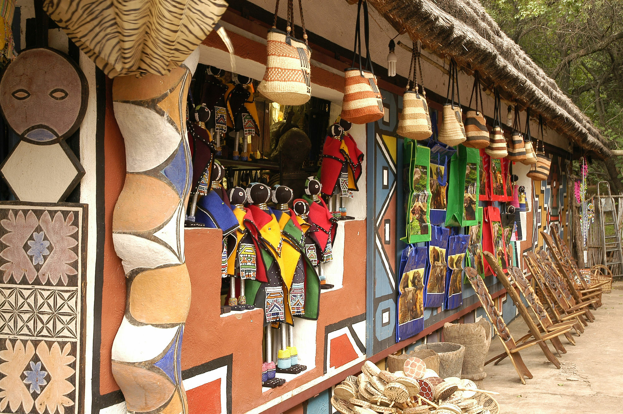 Aha Lesedi African Lodge & Cultural Village Broederstroom Exterior photo