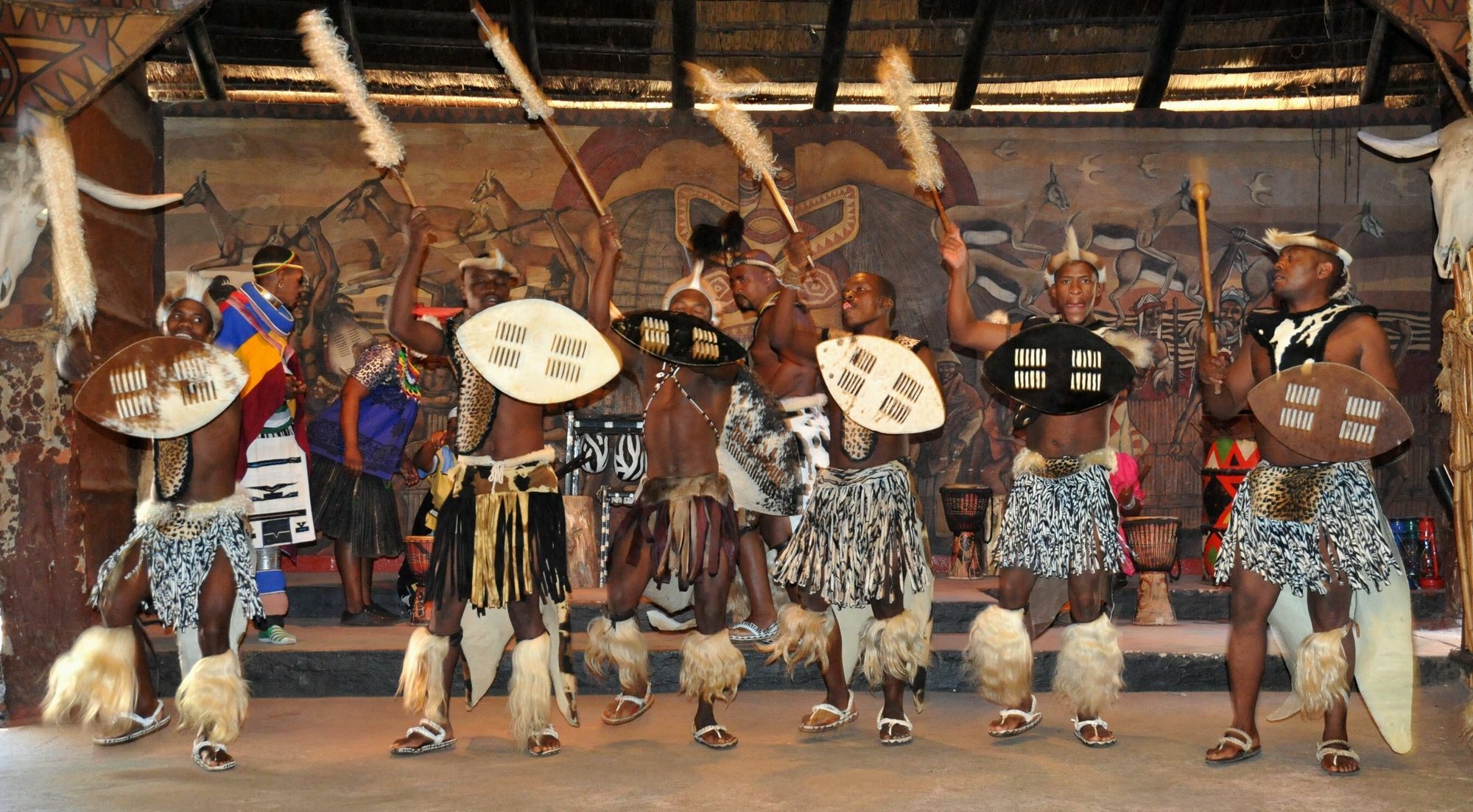 Aha Lesedi African Lodge & Cultural Village Broederstroom Exterior photo