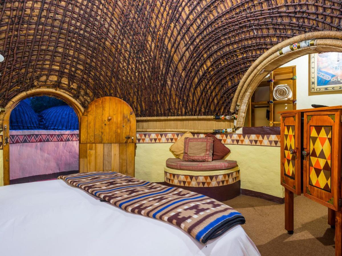 Aha Lesedi African Lodge & Cultural Village Broederstroom Exterior photo
