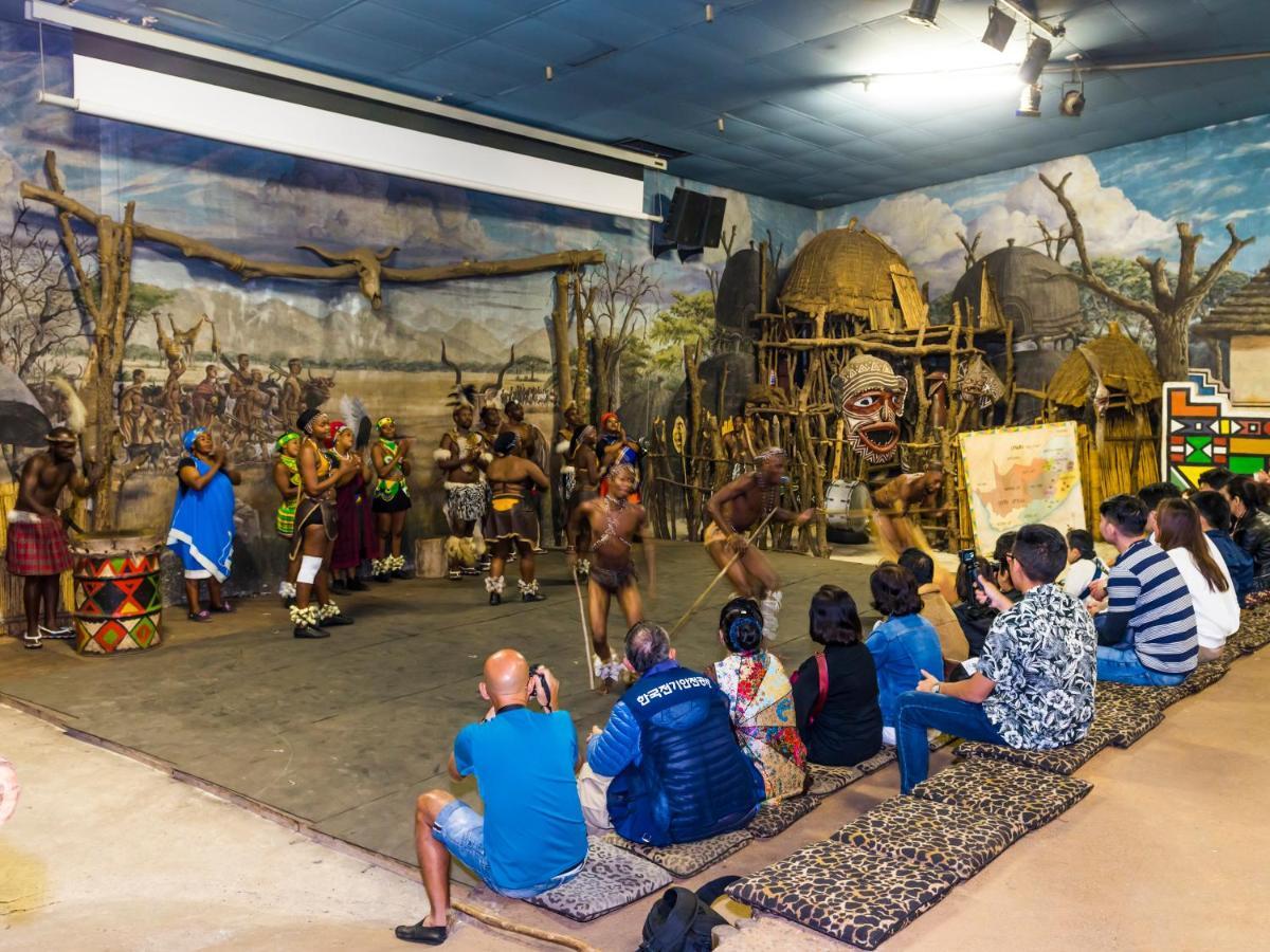 Aha Lesedi African Lodge & Cultural Village Broederstroom Exterior photo