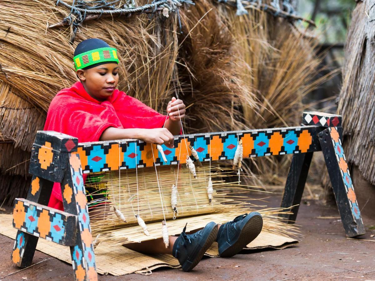Aha Lesedi African Lodge & Cultural Village Broederstroom Exterior photo