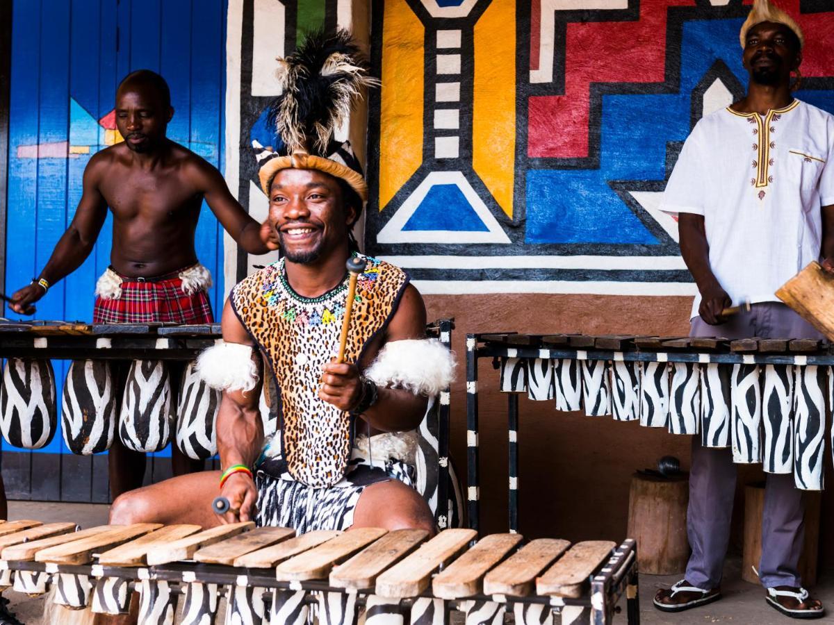 Aha Lesedi African Lodge & Cultural Village Broederstroom Exterior photo