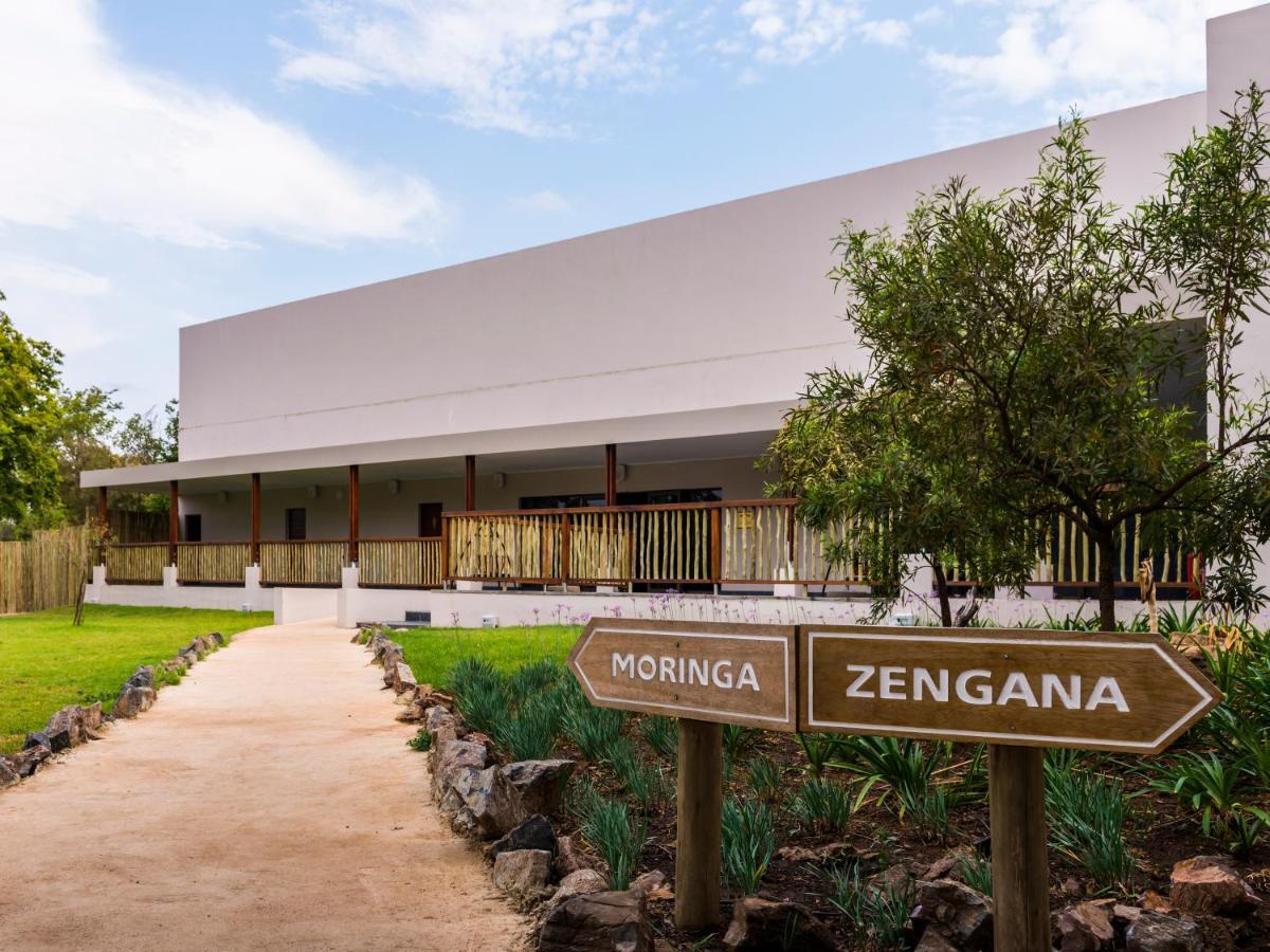 Aha Lesedi African Lodge & Cultural Village Broederstroom Exterior photo