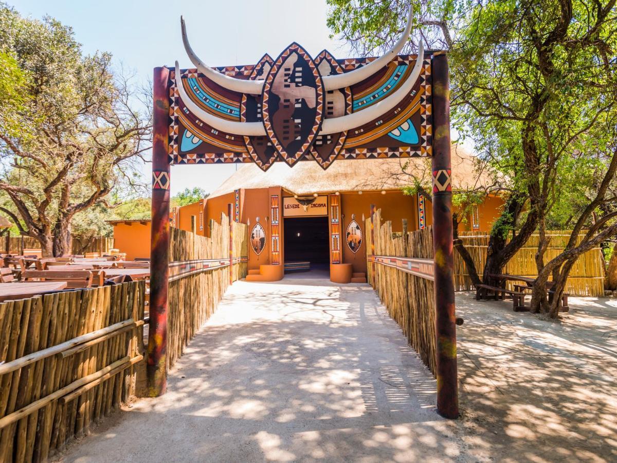 Aha Lesedi African Lodge & Cultural Village Broederstroom Exterior photo
